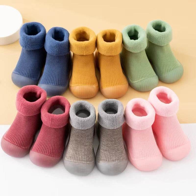 Little Gigglers World Baby soft bottom non-slip walking shoes